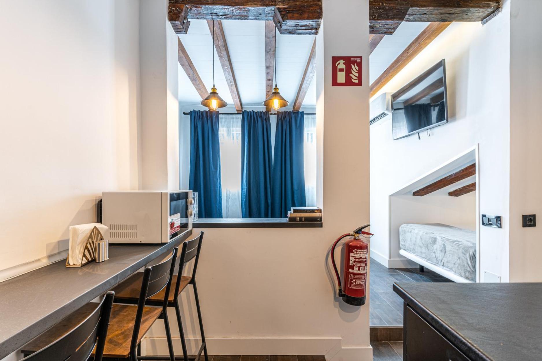 Vr Estudios Apartments Madri Exterior foto