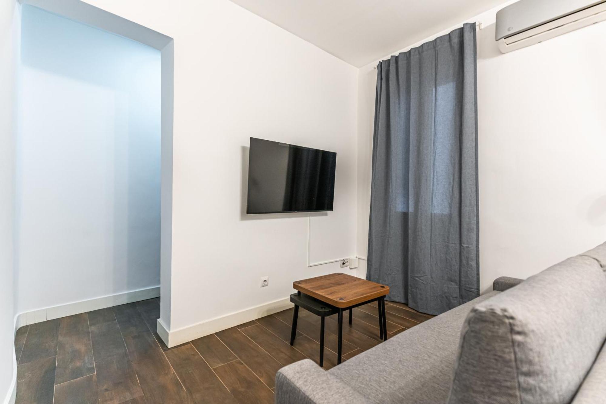 Vr Estudios Apartments Madri Exterior foto
