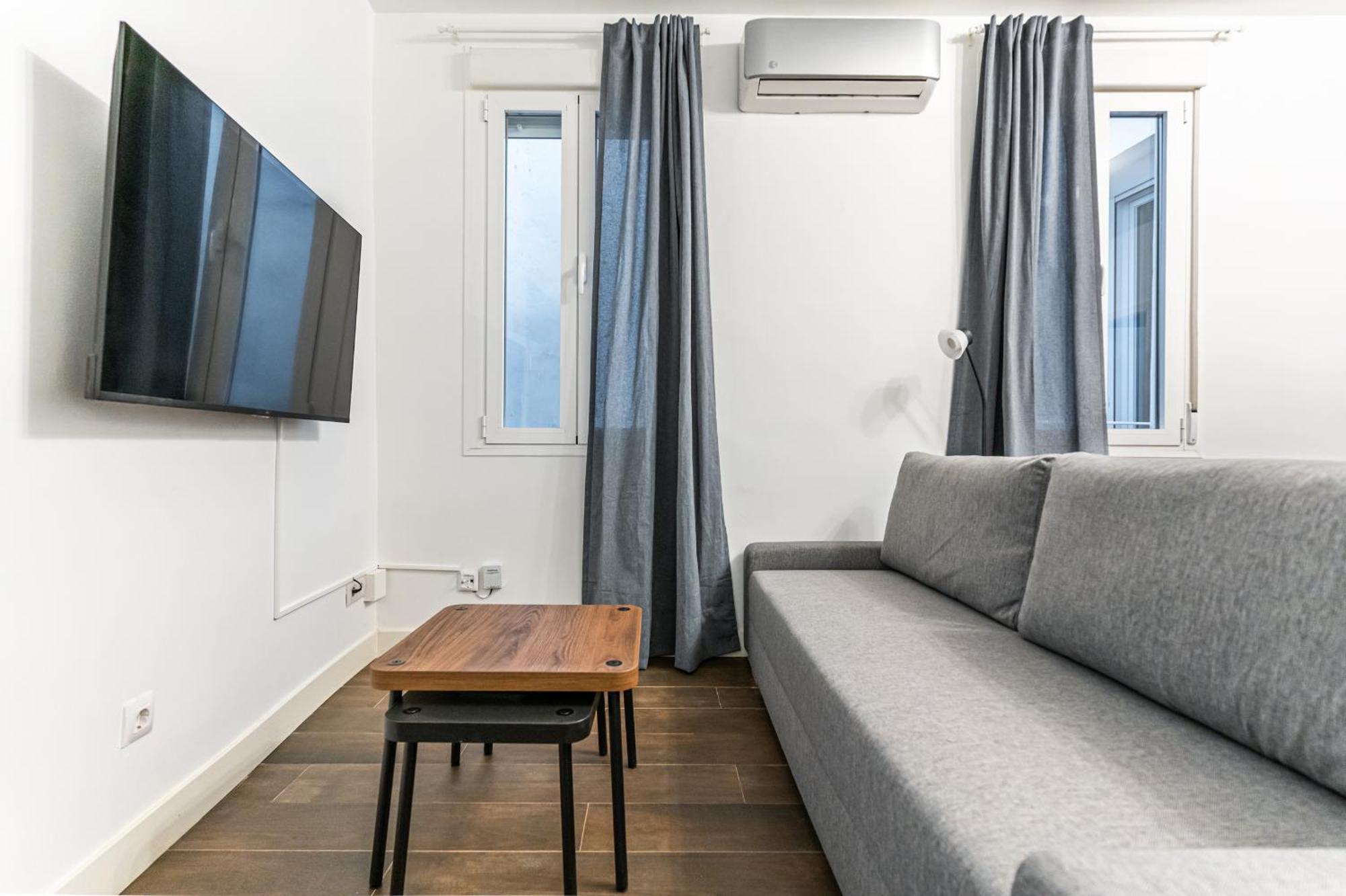 Vr Estudios Apartments Madri Exterior foto