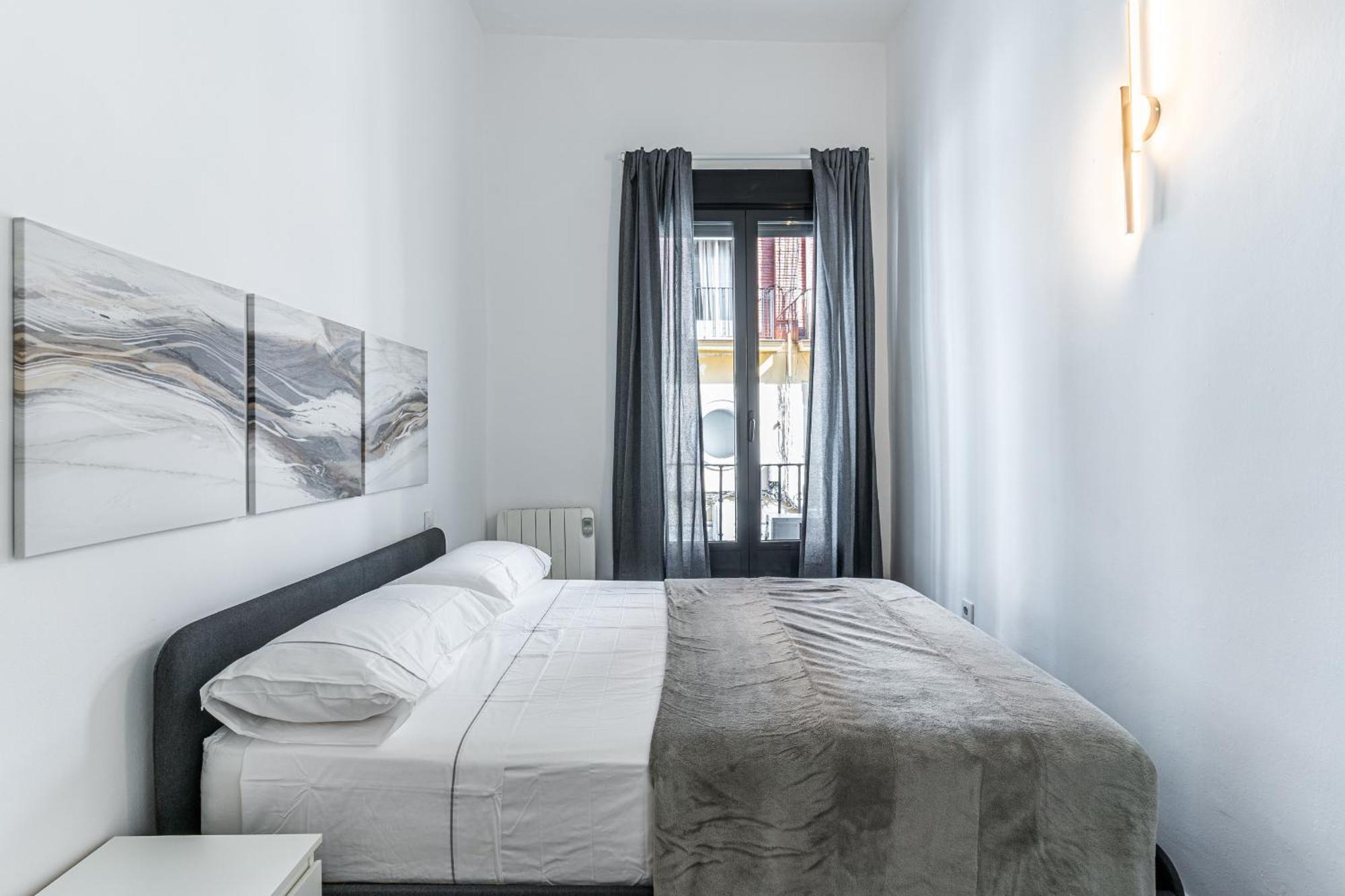 Vr Estudios Apartments Madri Exterior foto